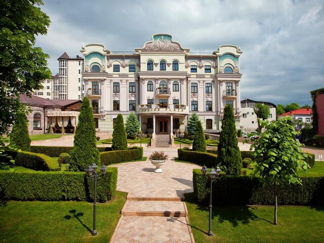 Pontos Plaza, Отель