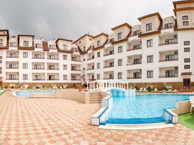 Гранд, Отель