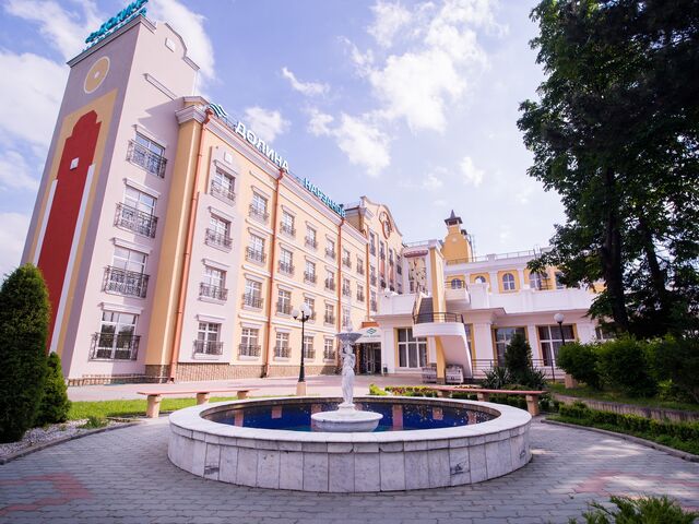 Долина Нарзанов, Санаторий