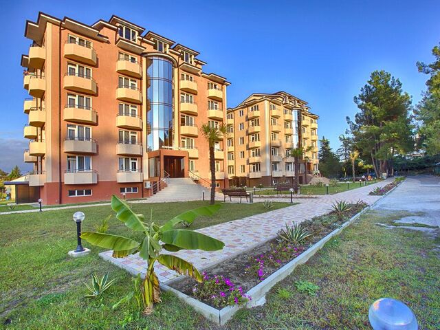 Ирэн, Гостиница