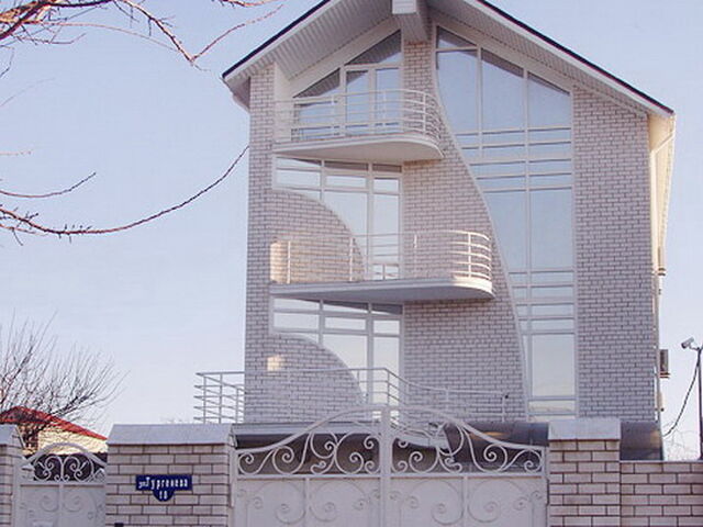 Фрегат, Отель